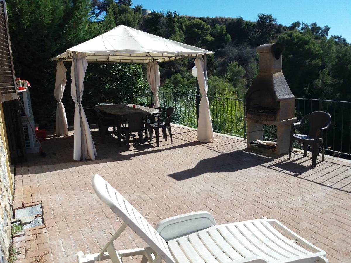 Villa Del Mare Ligure Elvezia Santo Stefano al Mare Exterior foto